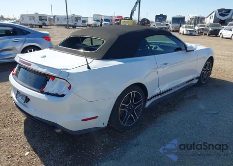 2020 Ford Mustang Ecoboost Premium z USA, uszkodzony, nr VIN 1FATP8UH5L5114502